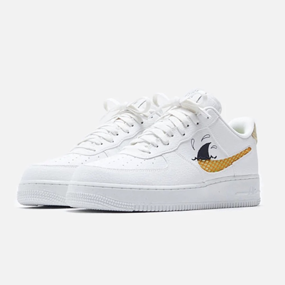 NIKE Air Force 1 LV8 Sun Club Casual Shoes - Picture 4 of 15
